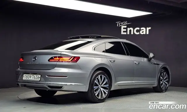Volkswagen Arteon 2019 2.0 АКПП, миниатюра 2 Volkswagen Arteon 2019 2.0 АКПП, миниатюра 2