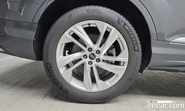 Audi Q7 2021 3.0 АКПП, миниатюра 5