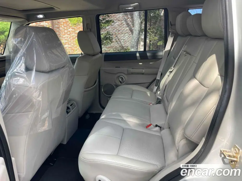 Jeep Commander 2007 3.0 АКПП, фото 13