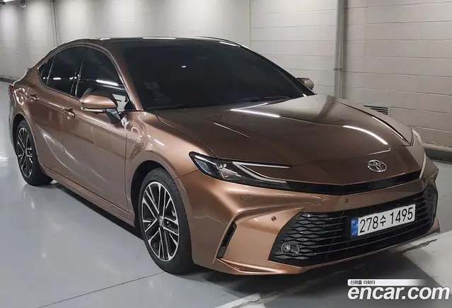 Toyota Camry, 2025, 9 100 км Toyota Camry, 2025, 9 100 км