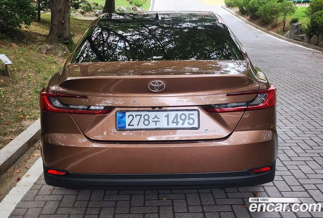 Toyota Camry 2025 2.5 АКПП, фото 4