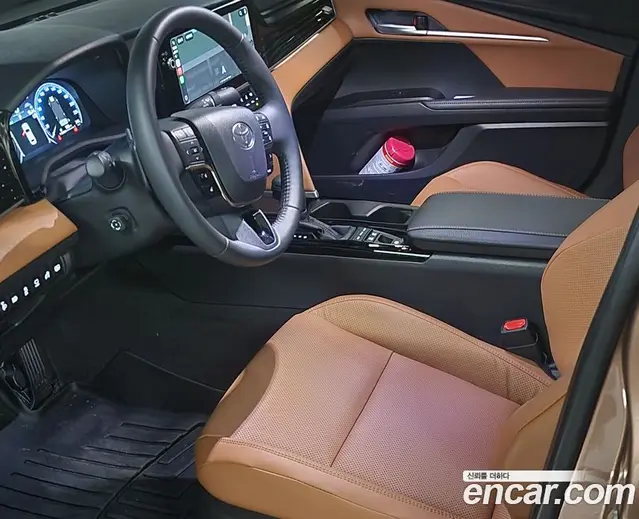 Toyota Camry 2025 2.5 АКПП, миниатюра 6