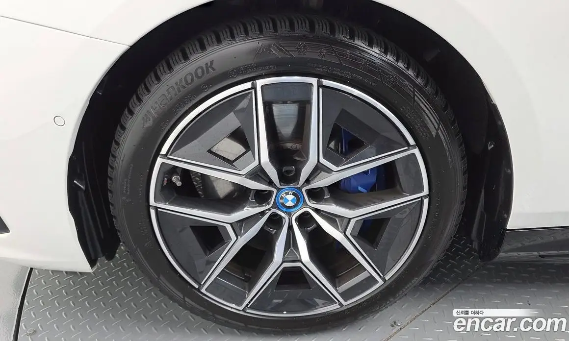 BMW i5 2024 0.2 АКПП, фото 4