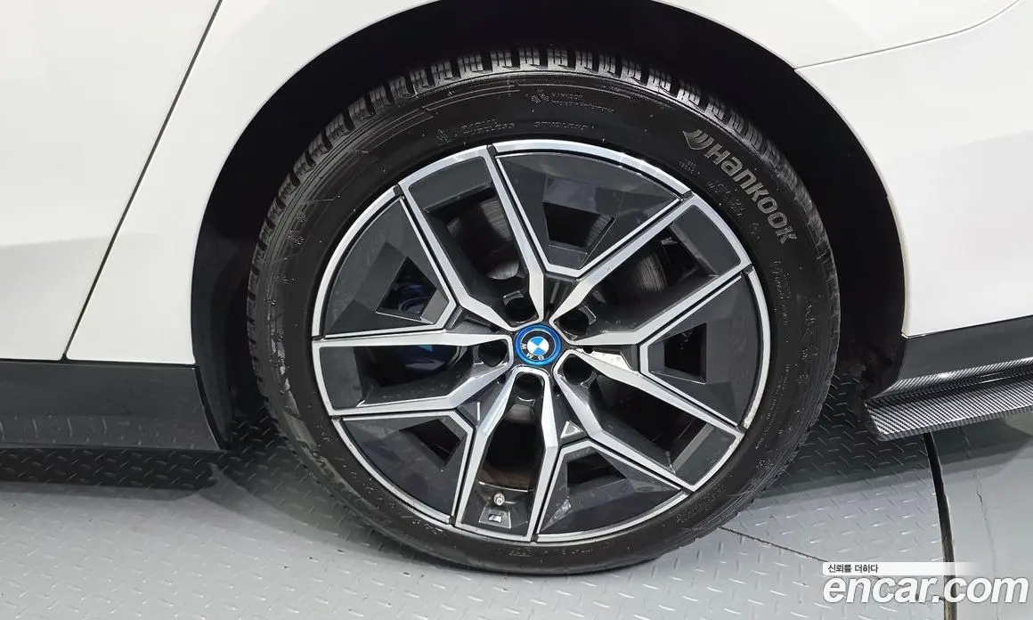 BMW i5 2024 0.2 АКПП, фото 6