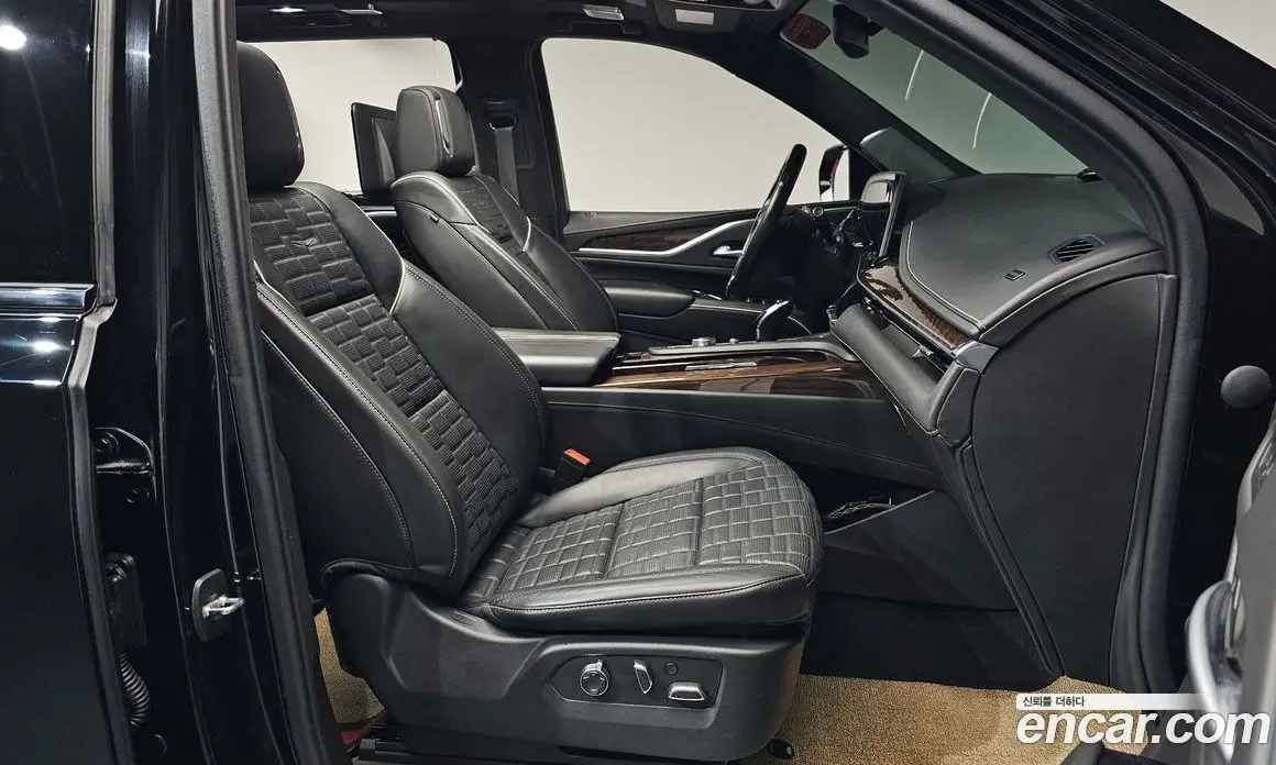Cadillac Escalade 2021 6.2 АКПП, фото 15