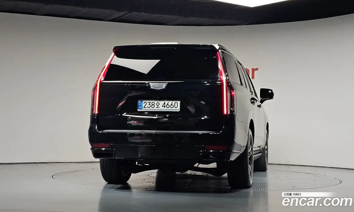 Cadillac Escalade 2021 6.2 АКПП, фото 3