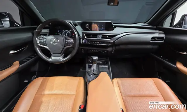 Lexus UX 2019 2.0 АКПП, миниатюра 7 Lexus UX 2019 2.0 АКПП, миниатюра 7