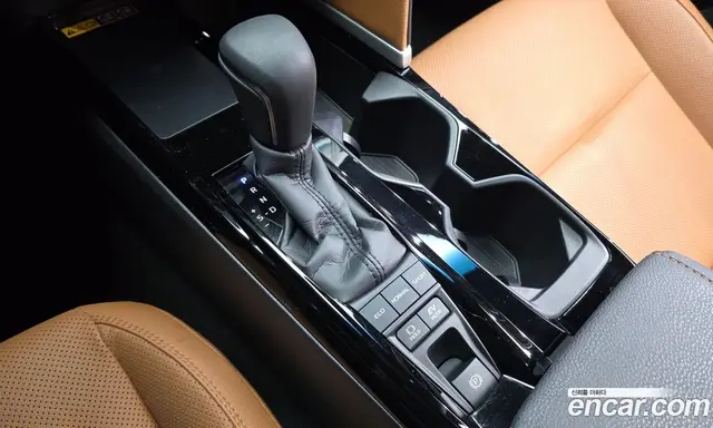 Toyota Camry 2025 2.5 АКПП, миниатюра 12