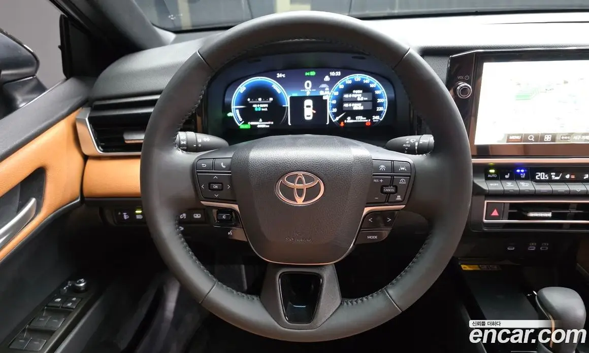 Toyota Camry 2025 2.5 АКПП, фото 19