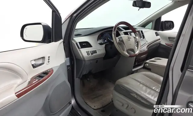 Toyota Sienna 2014 3.5 АКПП, миниатюра 10 Toyota Sienna 2014 3.5 АКПП, миниатюра 10