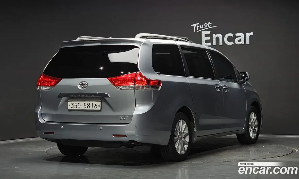 Toyota Sienna 2014 3.5 АКПП, фото 2 Toyota Sienna 2014 3.5 АКПП, фото 2