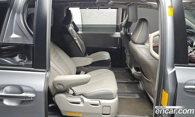 Toyota Sienna 2014 3.5 АКПП, миниатюра 11 Toyota Sienna 2014 3.5 АКПП, миниатюра 11