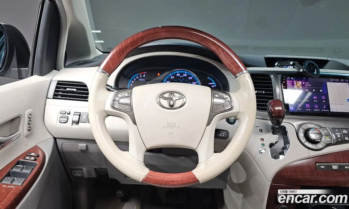 Toyota Sienna 2014 3.5 АКПП, фото 13 Toyota Sienna 2014 3.5 АКПП, фото 13