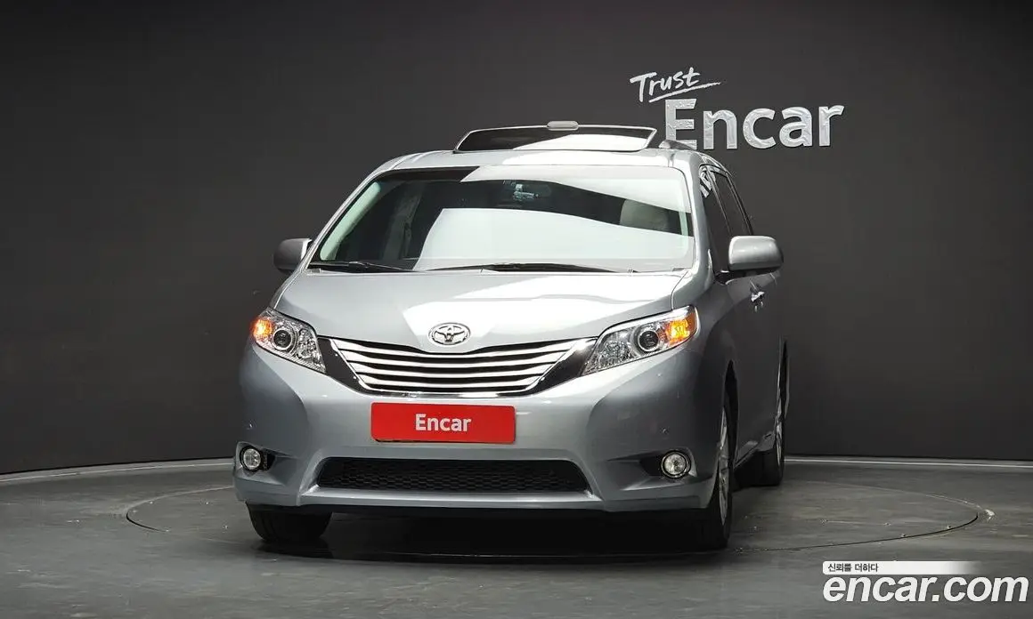 Toyota Sienna 2014 3.5 АКПП, фото 3 Toyota Sienna 2014 3.5 АКПП, фото 3