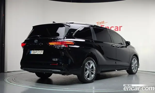 Toyota Sienna 2022 2.5 АКПП, миниатюра 2 Toyota Sienna 2022 2.5 АКПП, миниатюра 2