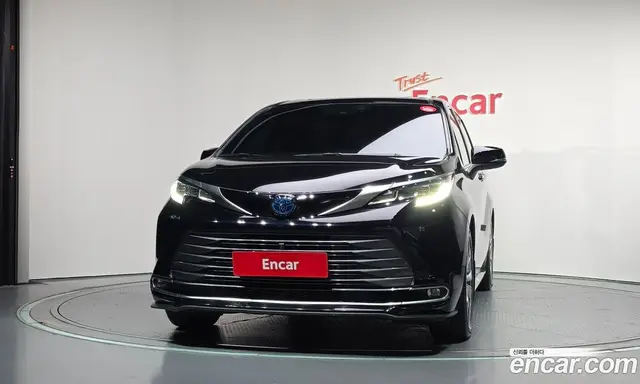 Toyota Sienna 2022 2.5 АКПП, миниатюра 3 Toyota Sienna 2022 2.5 АКПП, миниатюра 3