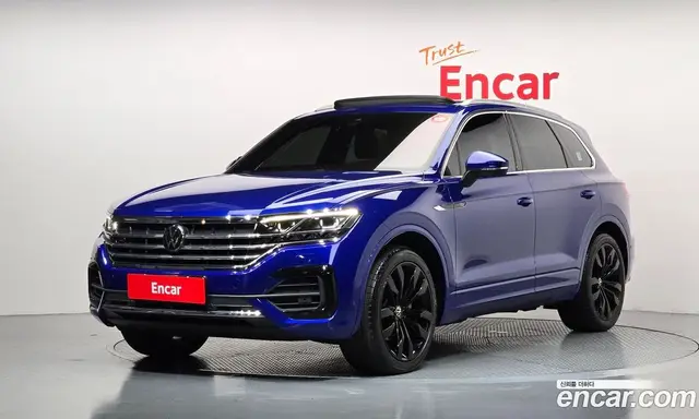 Volkswagen Touareg, 2023, 56 656 км