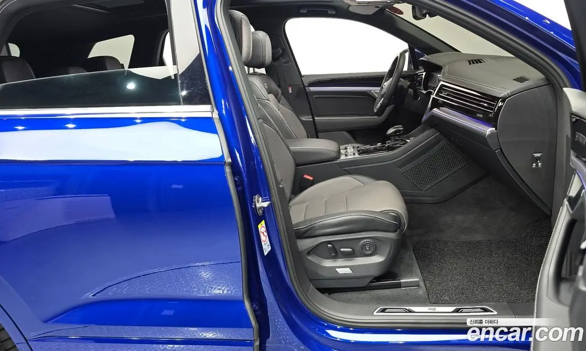 Volkswagen Touareg 2023 3.0 АКПП, фото 16