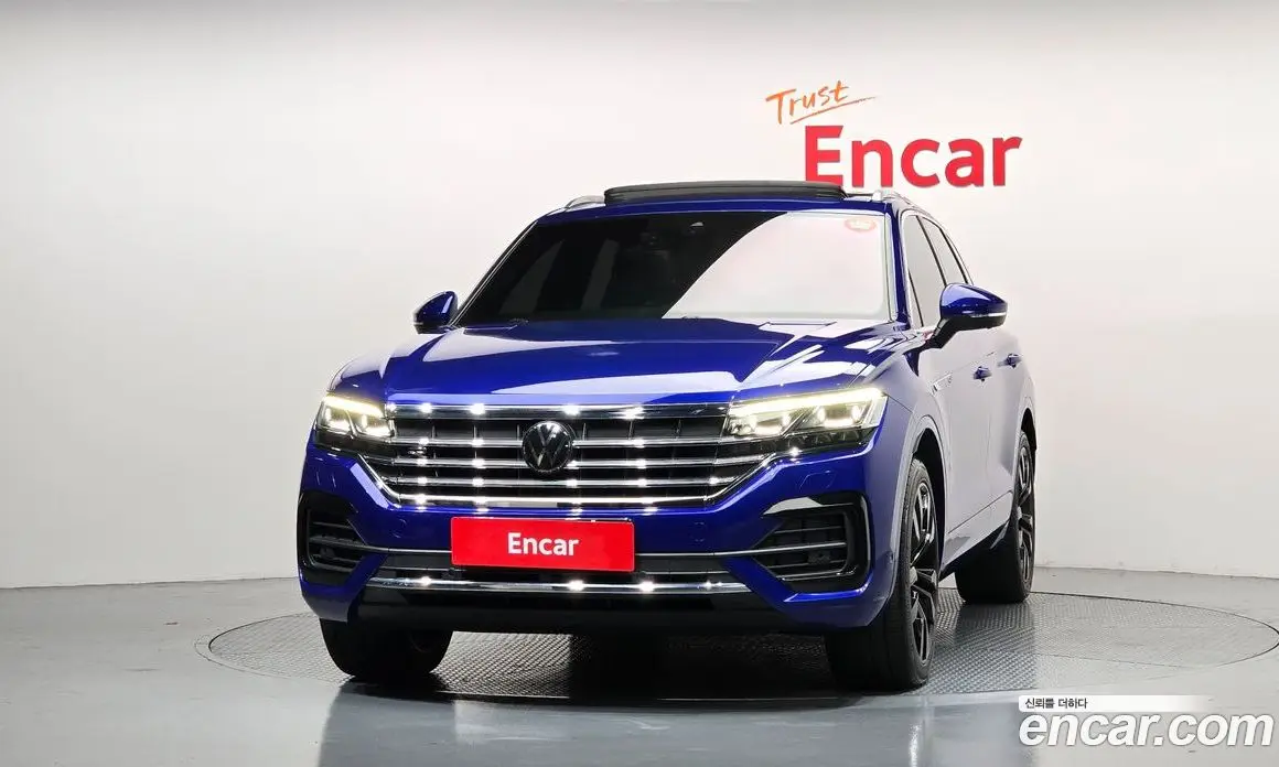 Volkswagen Touareg 2023 3.0 АКПП, фото 3