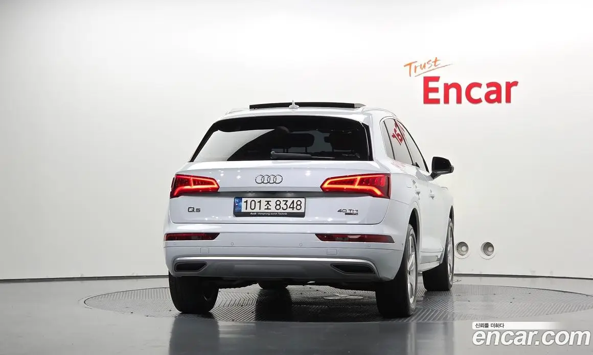 Audi Q5 2020 2.0 АКПП, фото 3 Audi Q5 2020 2.0 АКПП, фото 3