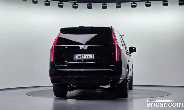 Cadillac Escalade 2022 6.2 АКПП, миниатюра 4 Cadillac Escalade 2022 6.2 АКПП, миниатюра 4