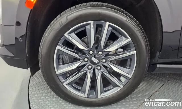 Cadillac Escalade 2022 6.2 АКПП, миниатюра 5 Cadillac Escalade 2022 6.2 АКПП, миниатюра 5