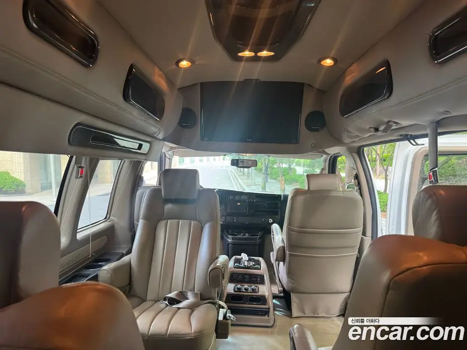 Chevrolet Express Van 2014 6.0 АКПП, фото 6