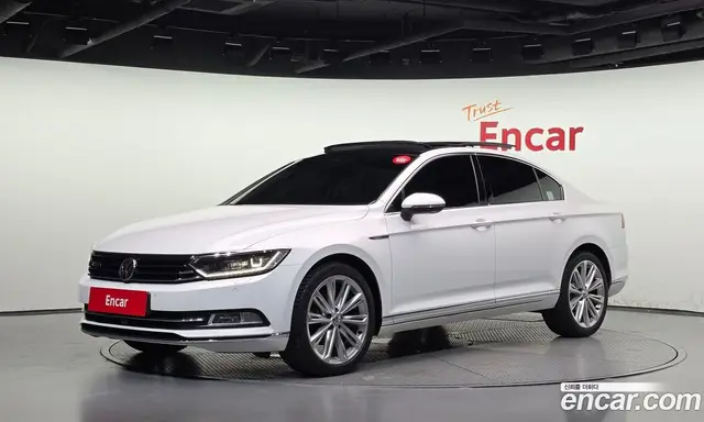 Volkswagen Passat, 2018, 197 878 км Volkswagen Passat, 2018, 197 878 км