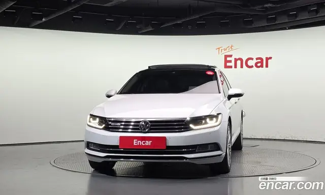 Volkswagen Passat 2018 2.0 АКПП, миниатюра 3 Volkswagen Passat 2018 2.0 АКПП, миниатюра 3