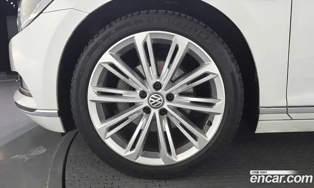 Volkswagen Passat 2018 2.0 АКПП, миниатюра 5 Volkswagen Passat 2018 2.0 АКПП, миниатюра 5