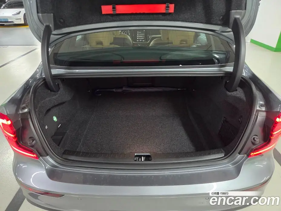 Volvo S60 2019 2.0 АКПП, фото 15