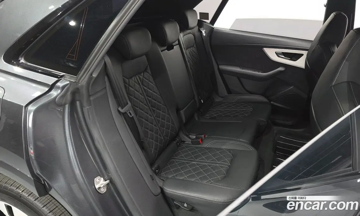 Audi Q8 2023 3.0 АКПП, фото 17