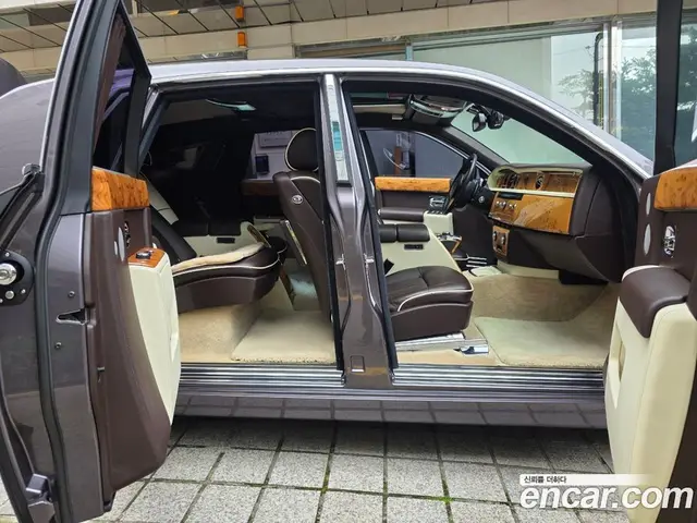 Rolls-Royce Phantom 2013 6.7 АКПП, миниатюра 11 Rolls-Royce Phantom 2013 6.7 АКПП, миниатюра 11