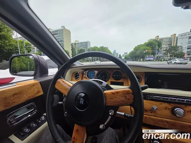 Rolls-Royce Phantom 2013 6.7 АКПП, миниатюра 6 Rolls-Royce Phantom 2013 6.7 АКПП, миниатюра 6