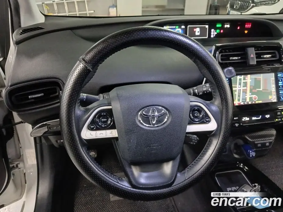 Toyota Prius 2017 1.8 АКПП, фото 14