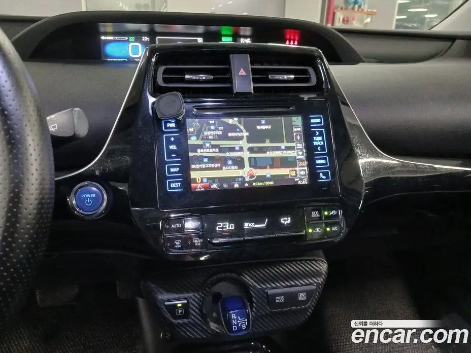 Toyota Prius 2017 1.8 АКПП, фото 15