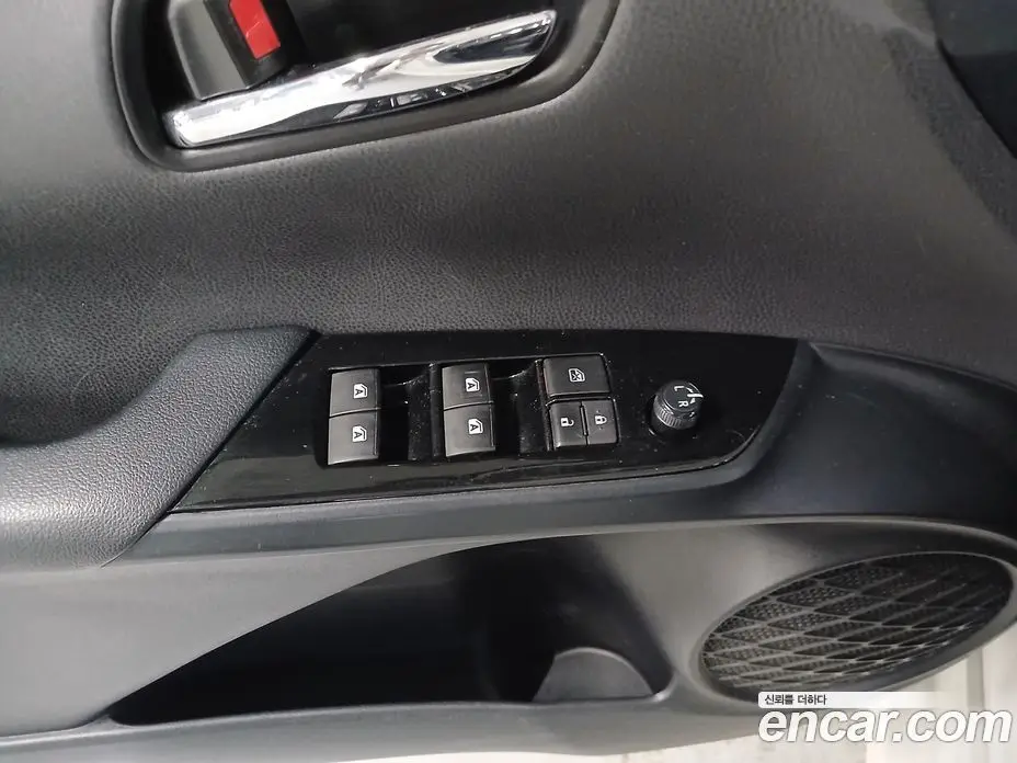 Toyota Prius 2017 1.8 АКПП, фото 17