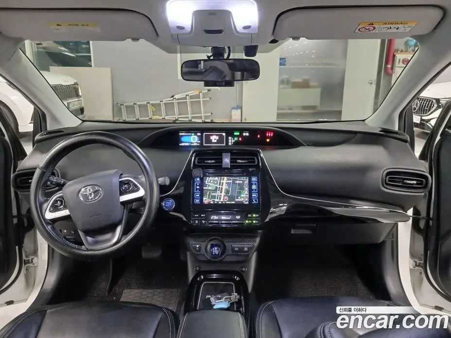 Toyota Prius 2017 1.8 АКПП, фото 7