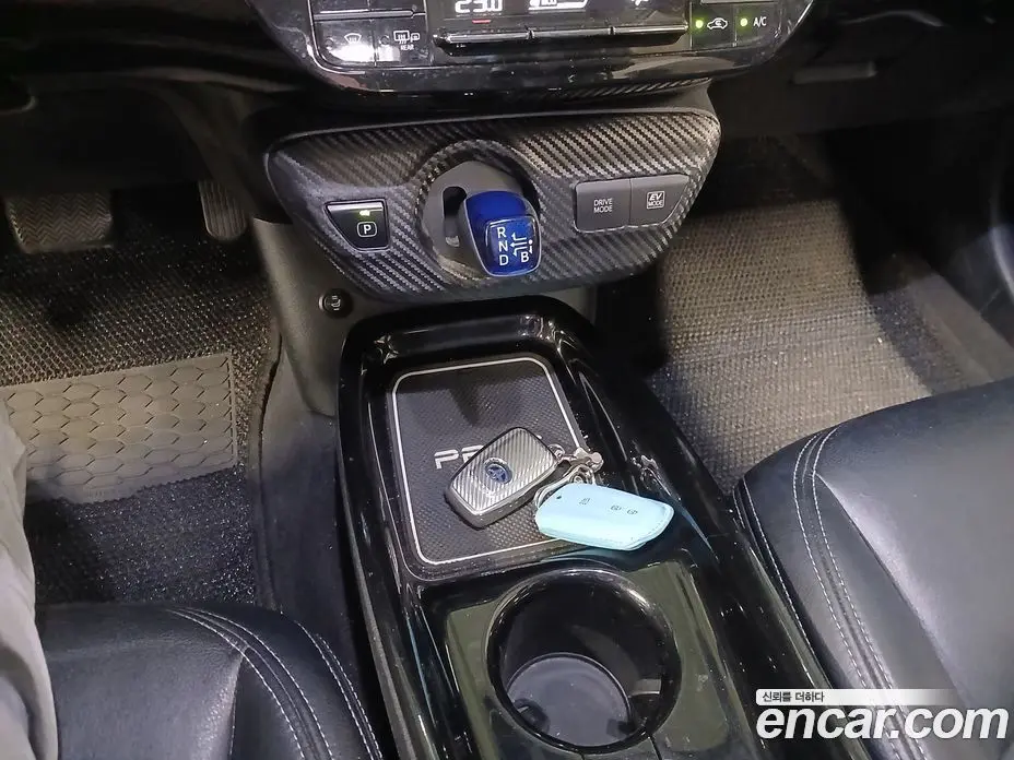Toyota Prius 2017 1.8 АКПП, фото 9