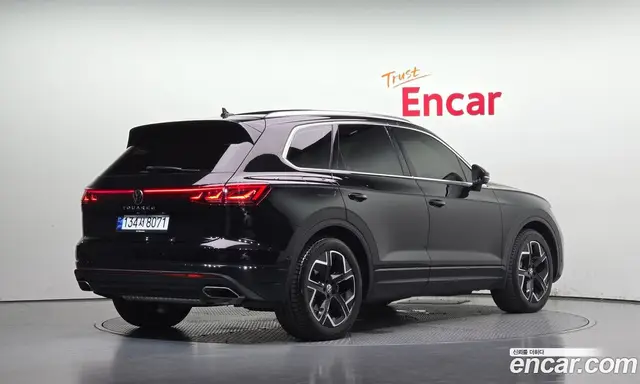 Volkswagen Touareg 2024 3.0 АКПП, миниатюра 2