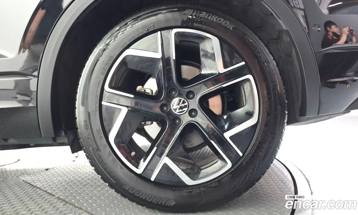 Volkswagen Touareg 2024 3.0 АКПП, фото 7