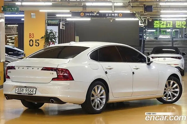 Volvo S90 2017 2.0 АКПП, миниатюра 3