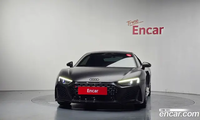 Audi R8 2021 5.2 АКПП, миниатюра 3