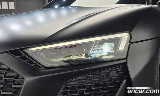 Audi R8 2021 5.2 АКПП, миниатюра 8