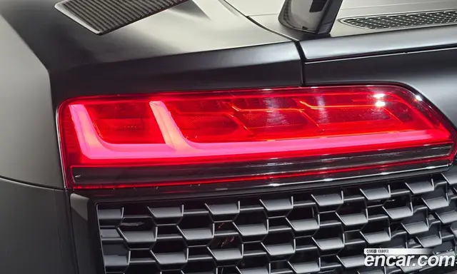 Audi R8 2021 5.2 АКПП, миниатюра 9