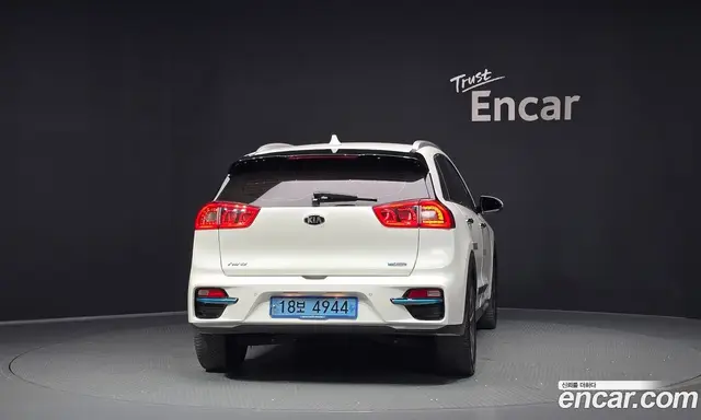 Kia Niro 2019 0.2 АКПП, миниатюра 4 Kia Niro 2019 0.2 АКПП, миниатюра 4