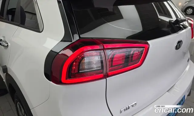 Kia Niro 2019 0.2 АКПП, миниатюра 9 Kia Niro 2019 0.2 АКПП, миниатюра 9