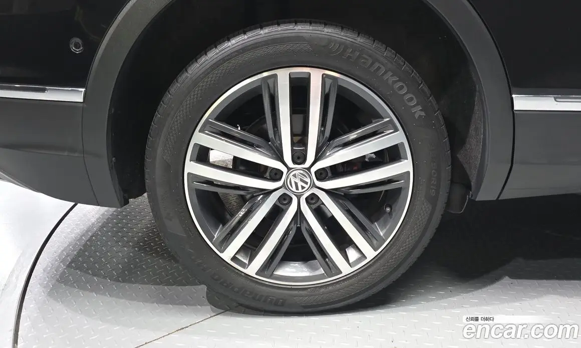 Volkswagen Tiguan 2018 2.0 АКПП, фото 5 Volkswagen Tiguan 2018 2.0 АКПП, фото 5