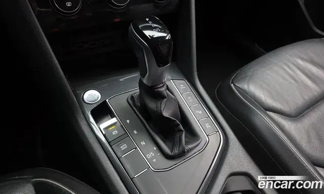 Volkswagen Tiguan 2018 2.0 АКПП, миниатюра 9 Volkswagen Tiguan 2018 2.0 АКПП, миниатюра 9