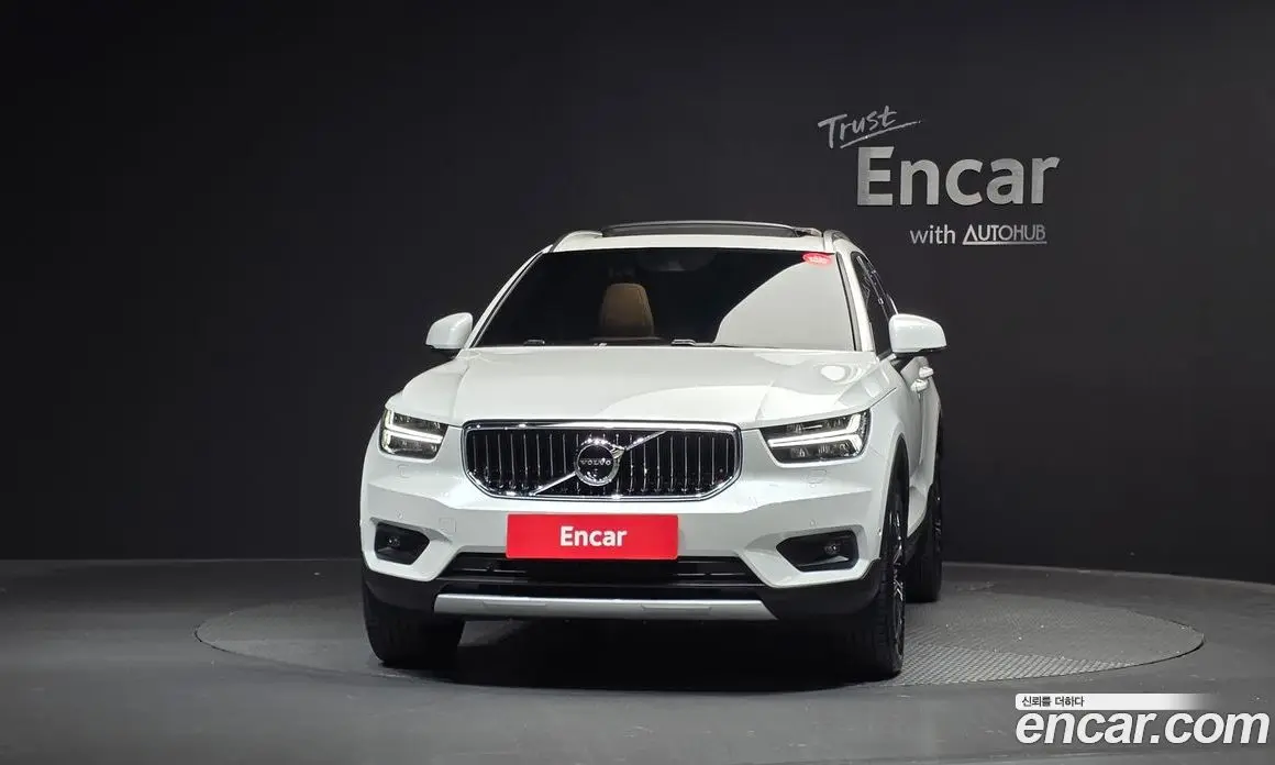Volvo XC40 2021 2.0 АКПП, фото 3